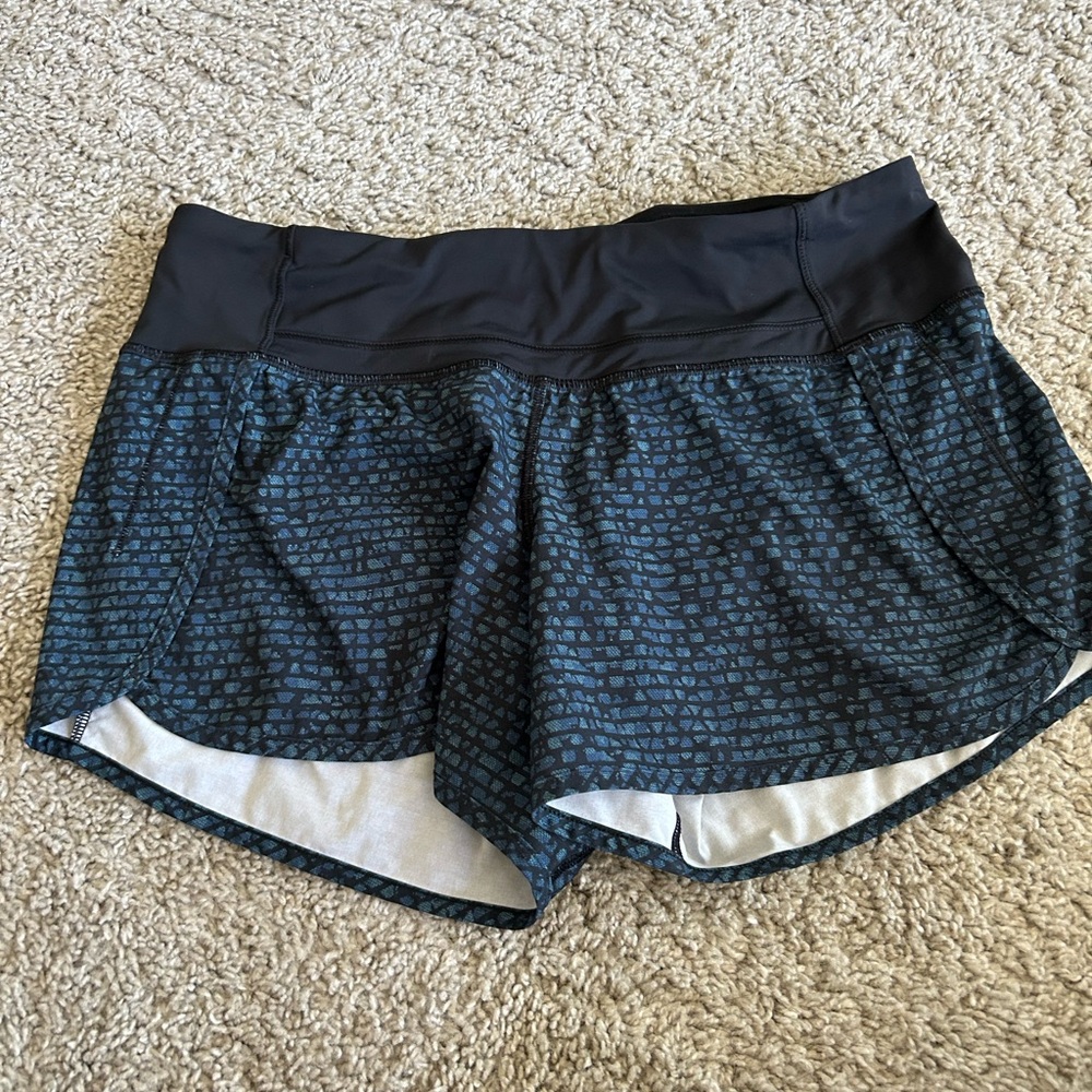 Lululemon Athletica Black and Blue Patterned Shorts